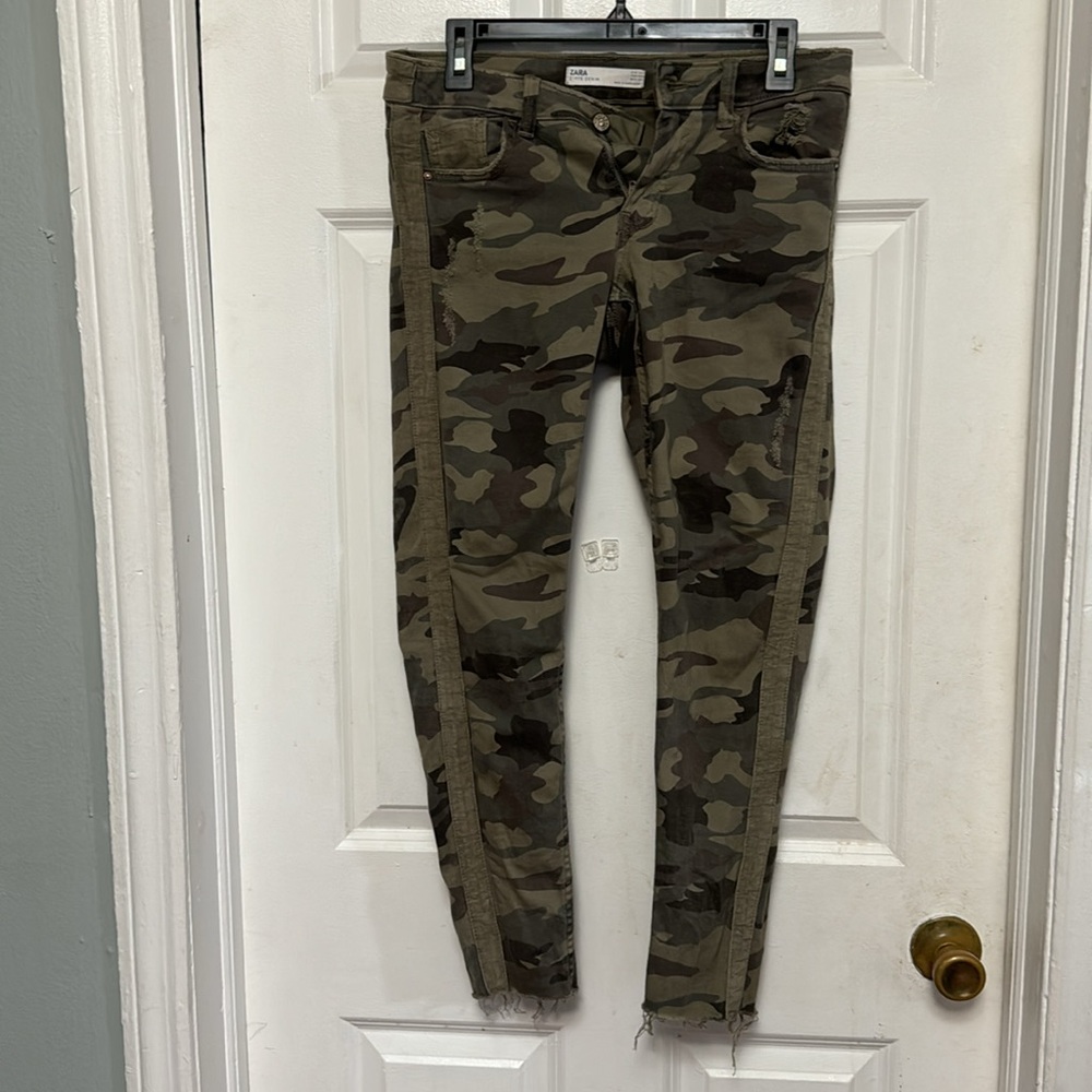 Women Zara Camo Jeans Sz 4
